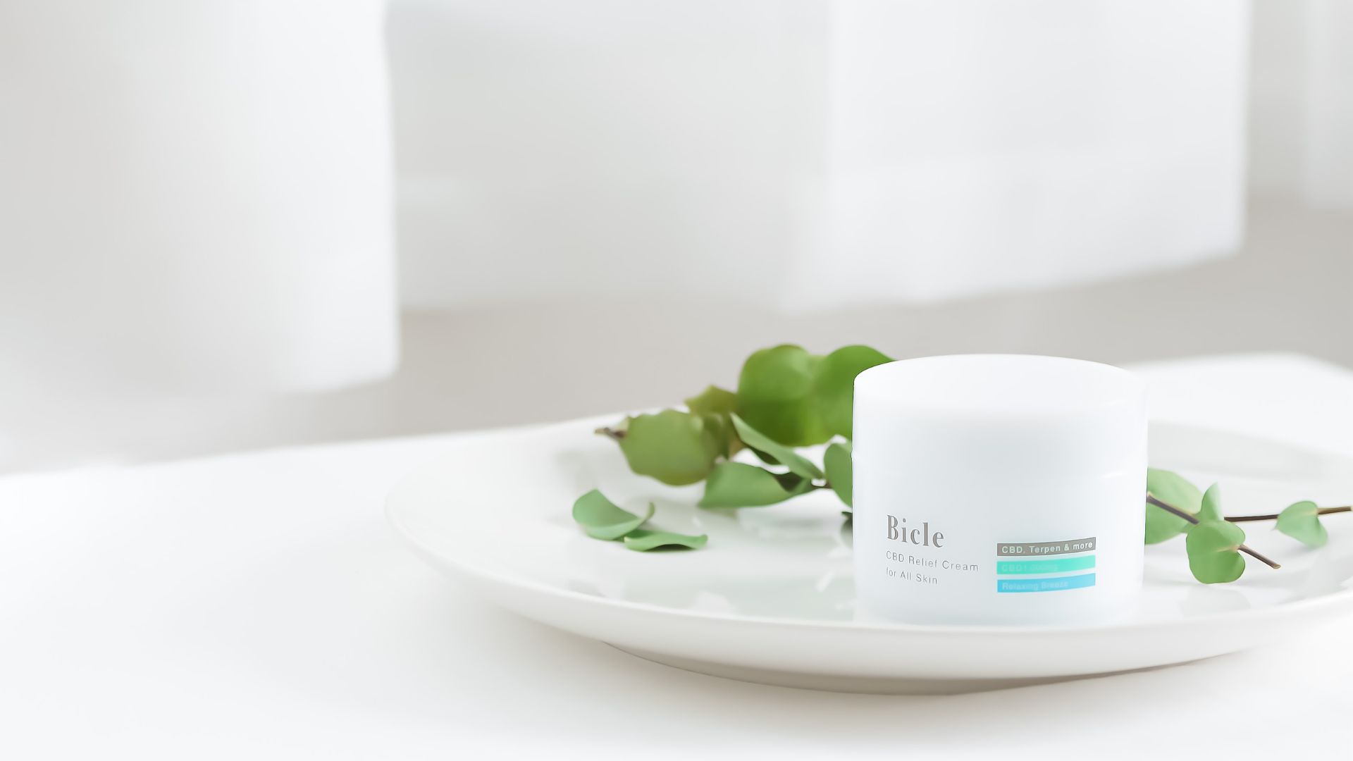 【ユーザー調査第2弾】CBDクリームは「肩こり」に役立つのか?